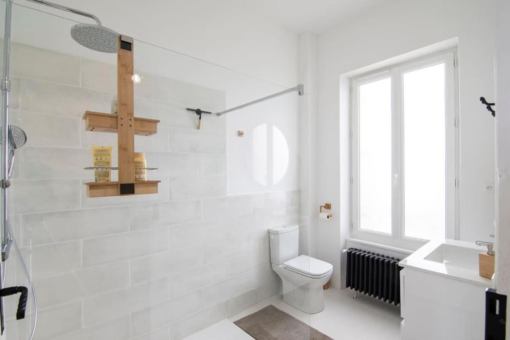 Treize Maison 3 Bed House In Centre Of Saint Severin Exteriör bild